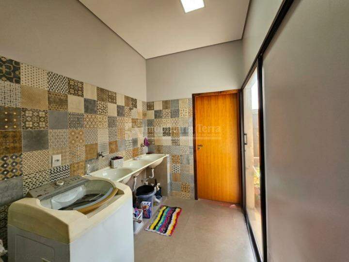 Casa com 3 quartos sendo 1 suíte no Altos Do Indaiá em Dourados/MS — foto 14