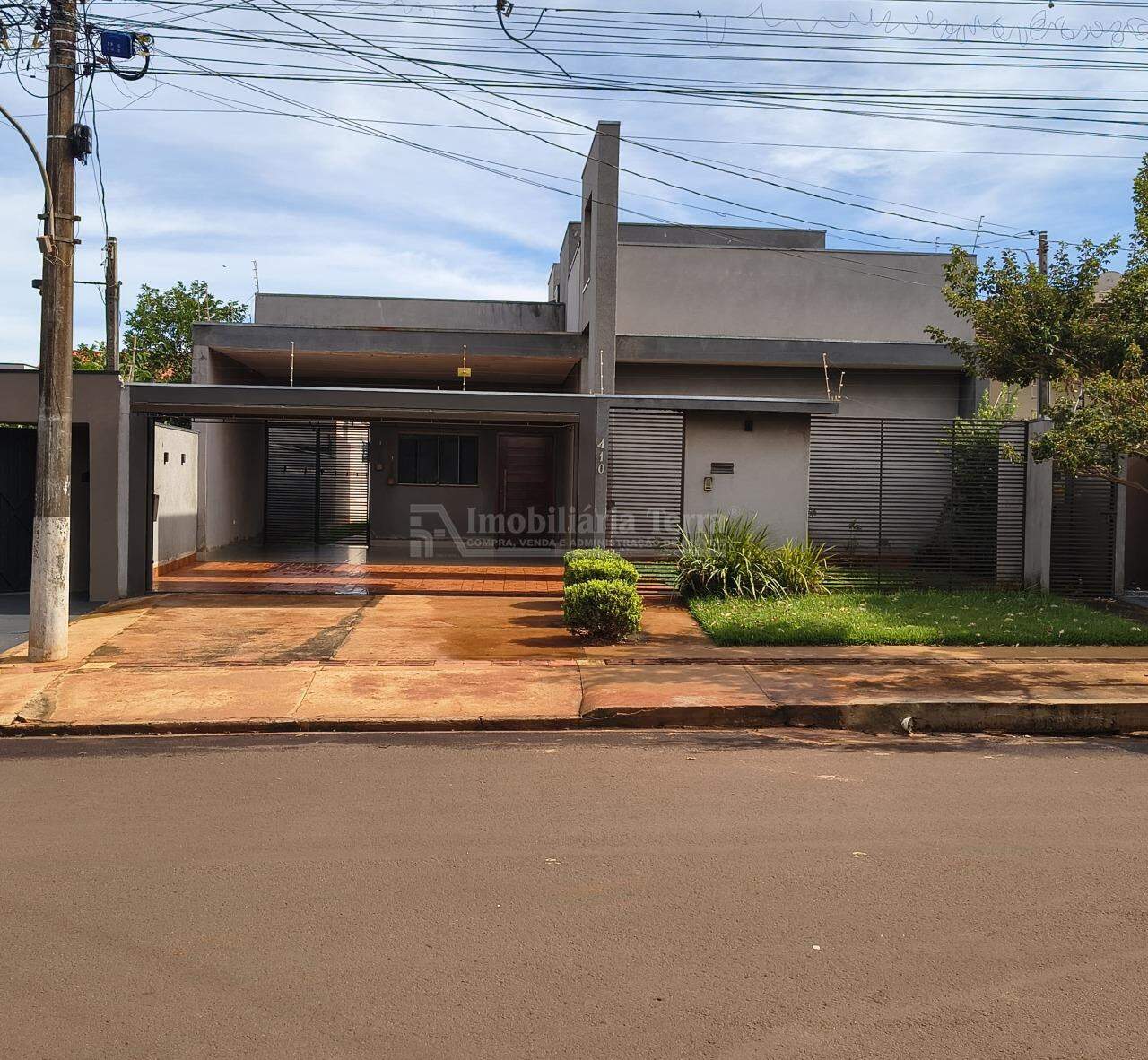 Casa com 3 quartos sendo 1 suíte no Altos Do Indaiá em Dourados/MS — foto 1