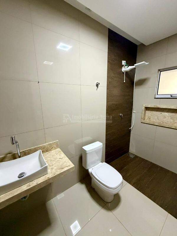 Casa com 3 quartos sendo 1 suíte no Santa Fé em Dourados/MS — foto 12