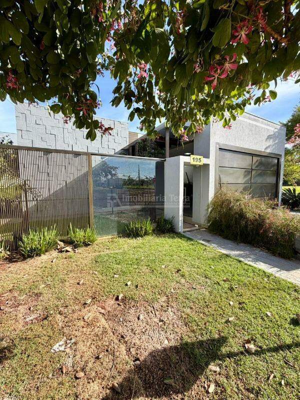 Casa com 3 quartos no Santa Fé em Dourados/MS