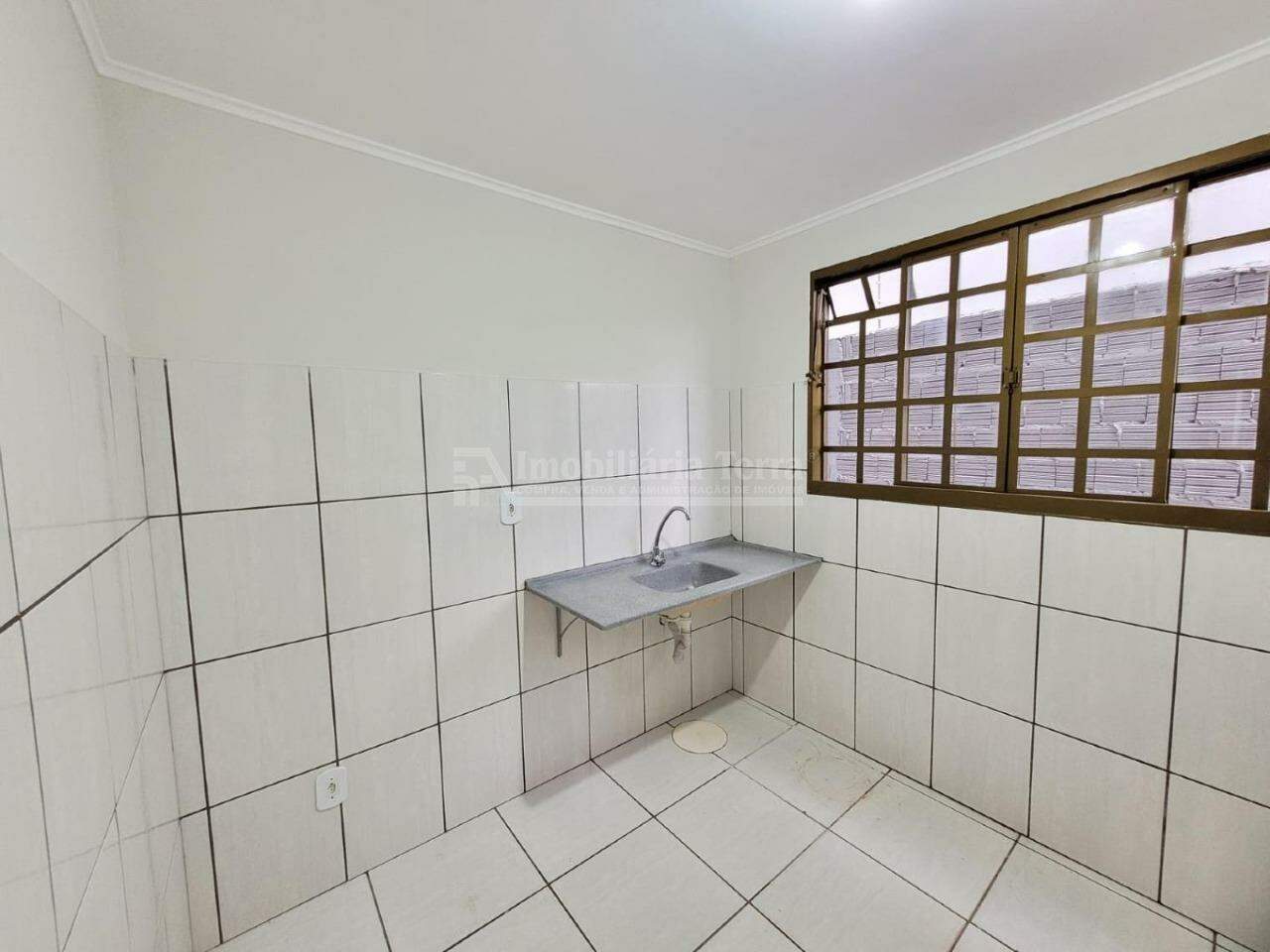 Apartamento com 2 quartos no Jardim Rasslem em Dourados/MS — foto 3