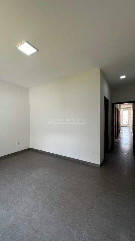 Casa com 3 quartos sendo 1 suíte no Monte Carlo em Dourados/MS — foto 4
