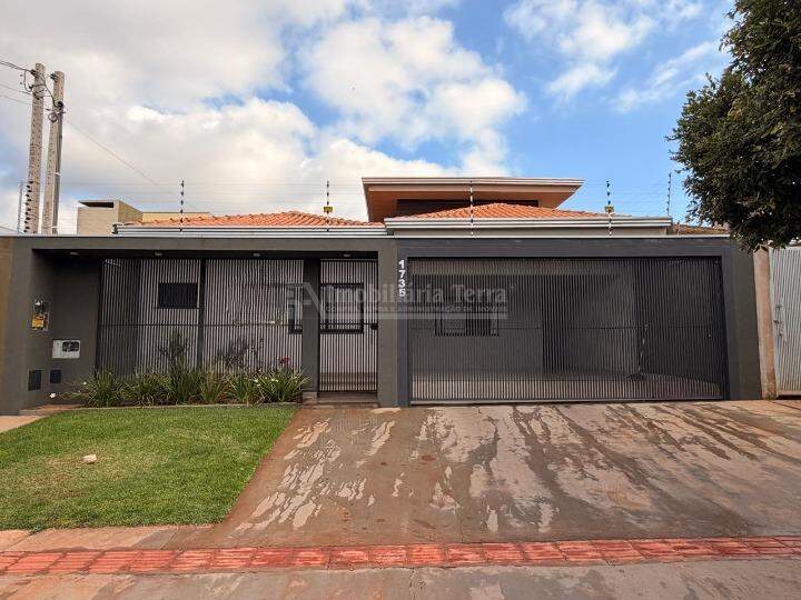 Casa com 3 quartos no Santa Fé em Dourados/MS