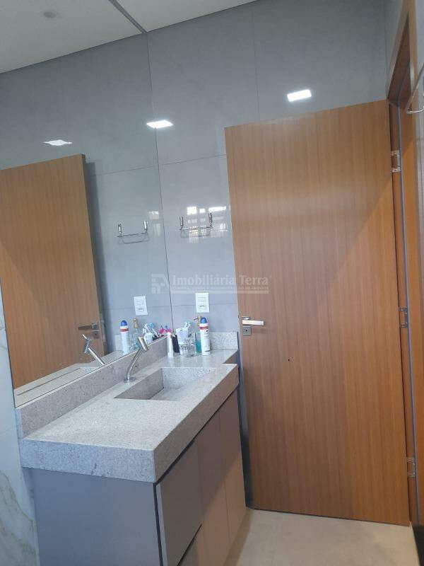 Casa com 3 quartos sendo 1 suíte no Santa Fé em Dourados/MS — foto 17
