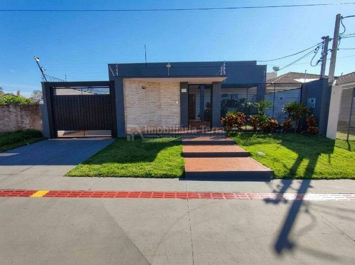 Casa com 3 quartos no Parque Alvorada em Dourados/MS