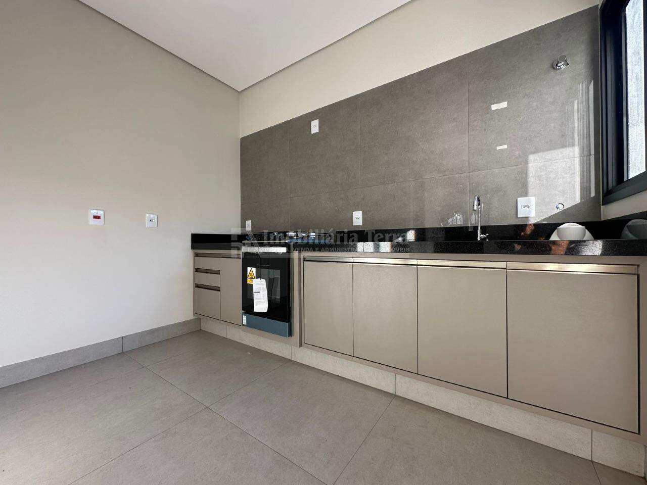 Casa com 3 quartos sendo 1 suíte no Jardim Climax em Dourados/MS — foto 3
