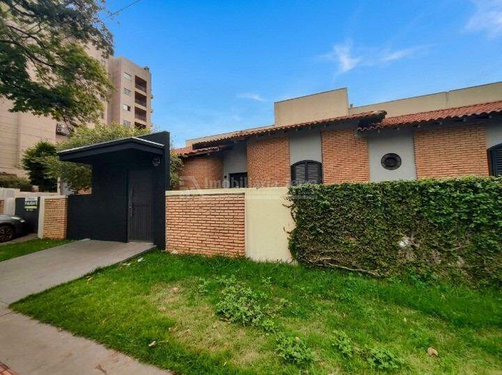 Casa com 4 quartos no Jardim Central em Dourados/MS