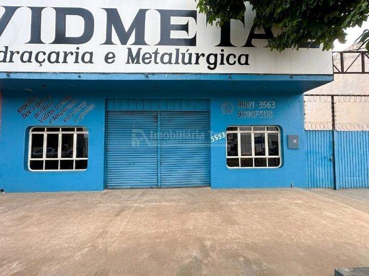 Barracão no Jardim Climax em Dourados/MS