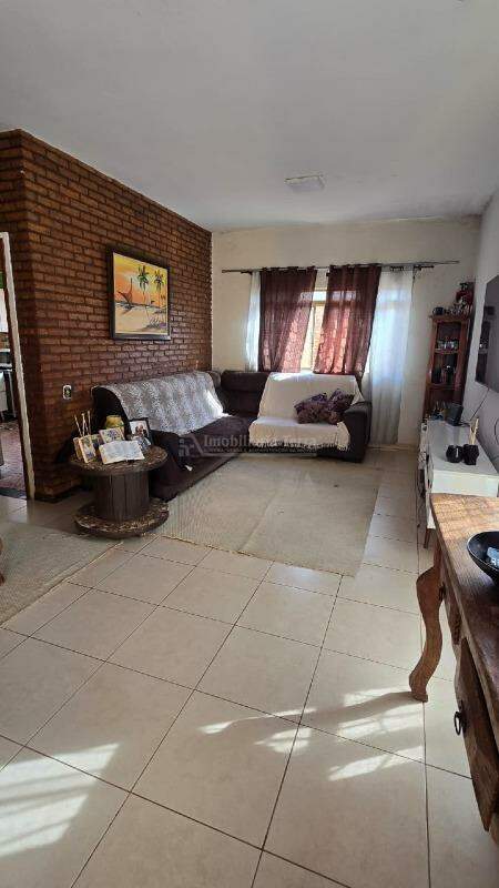 Casa com 3 quartos sendo 1 suíte no Vila Helena em Dourados/MS — foto 7
