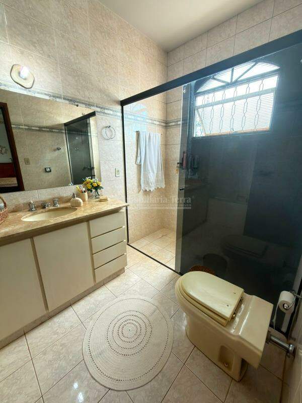 Sala Comercial com 5 quartos no Centro em Dourados/MS — foto 11
