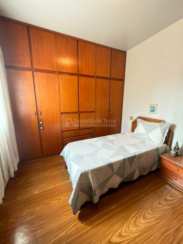 Sala Comercial com 5 quartos no Centro em Dourados/MS — foto 8