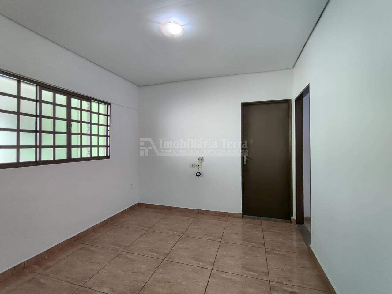 Casa com 3 quartos sendo 1 suíte no Parque Do Lago II em Dourados/MS — foto 11