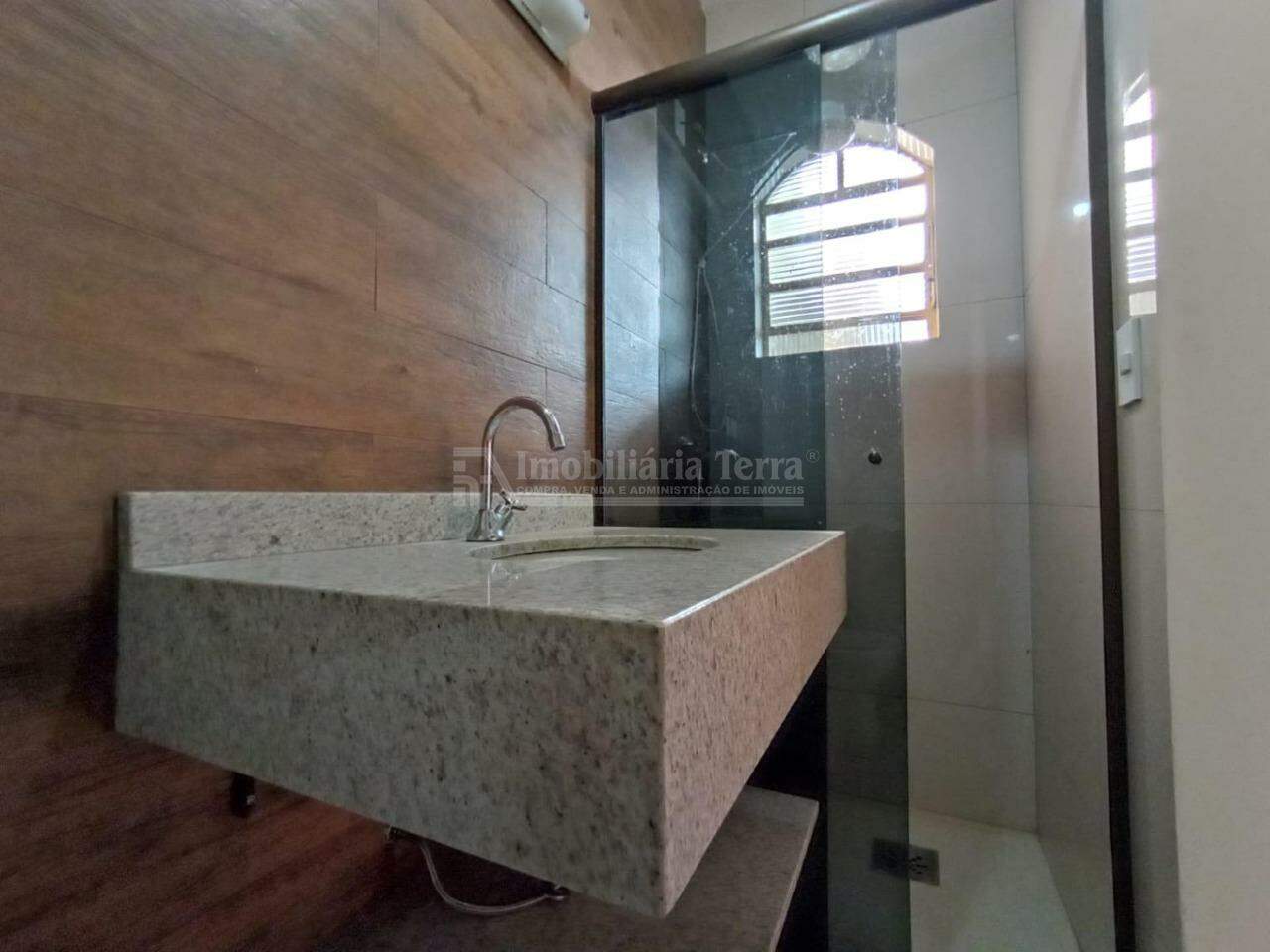 Casa com 4 quartos no BNH III Plano em Dourados/MS — foto 23