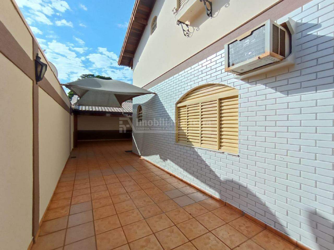 Casa com 4 quartos no BNH III Plano em Dourados/MS — foto 27