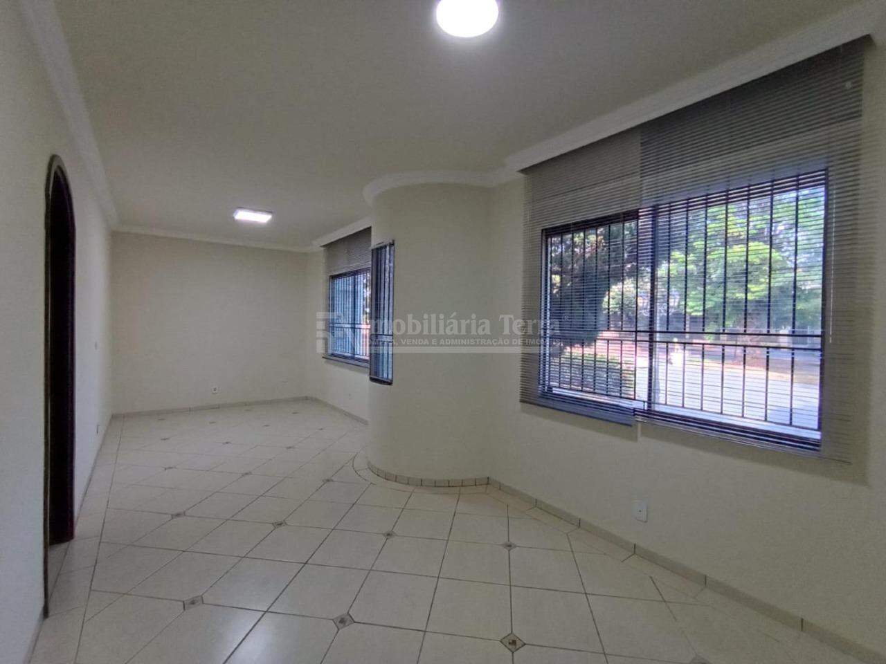 Casa com 4 quartos no BNH III Plano em Dourados/MS — foto 7