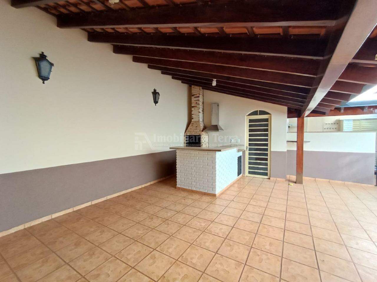Casa com 4 quartos no BNH III Plano em Dourados/MS — foto 29