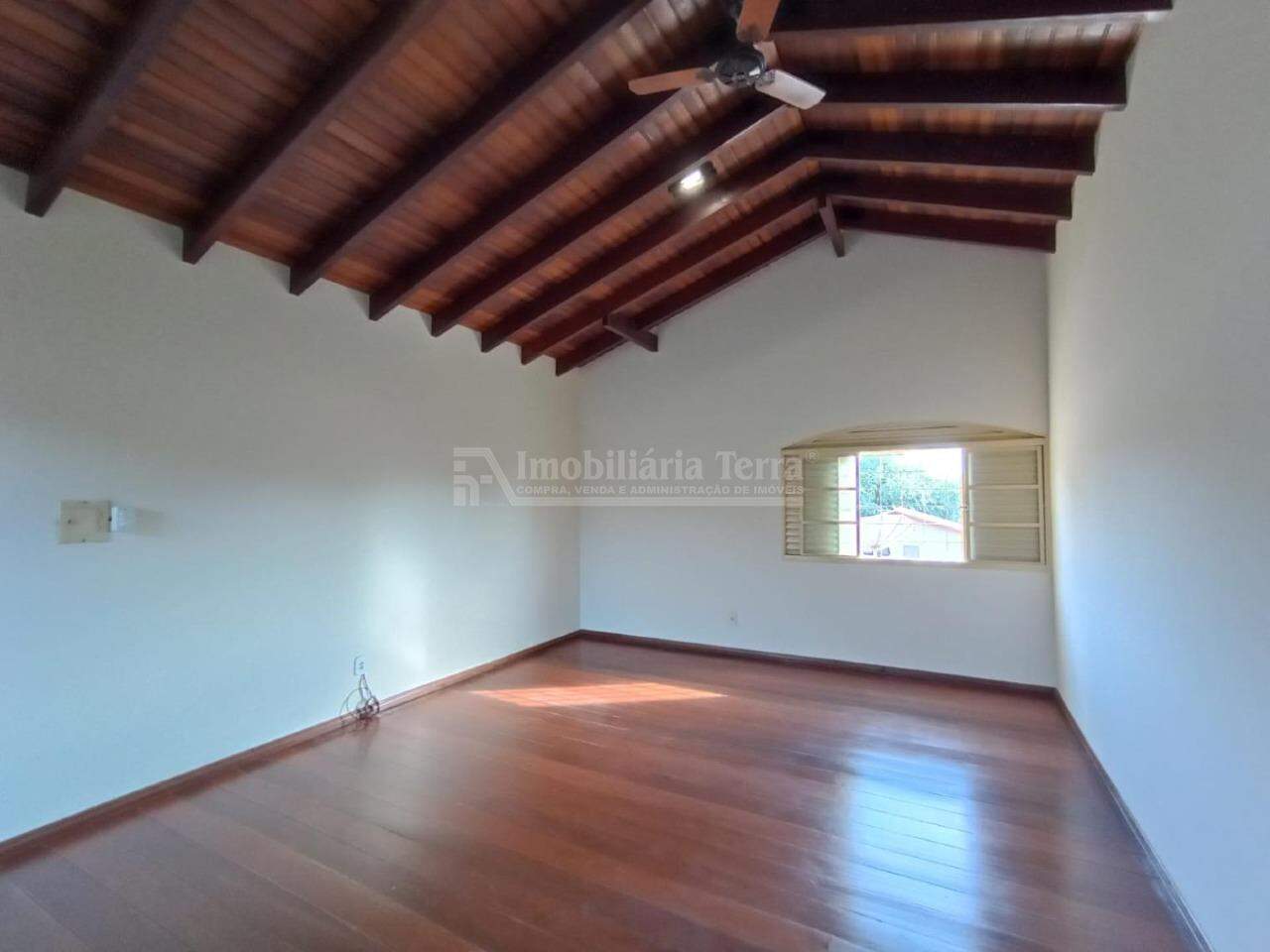 Casa com 4 quartos no BNH III Plano em Dourados/MS — foto 16