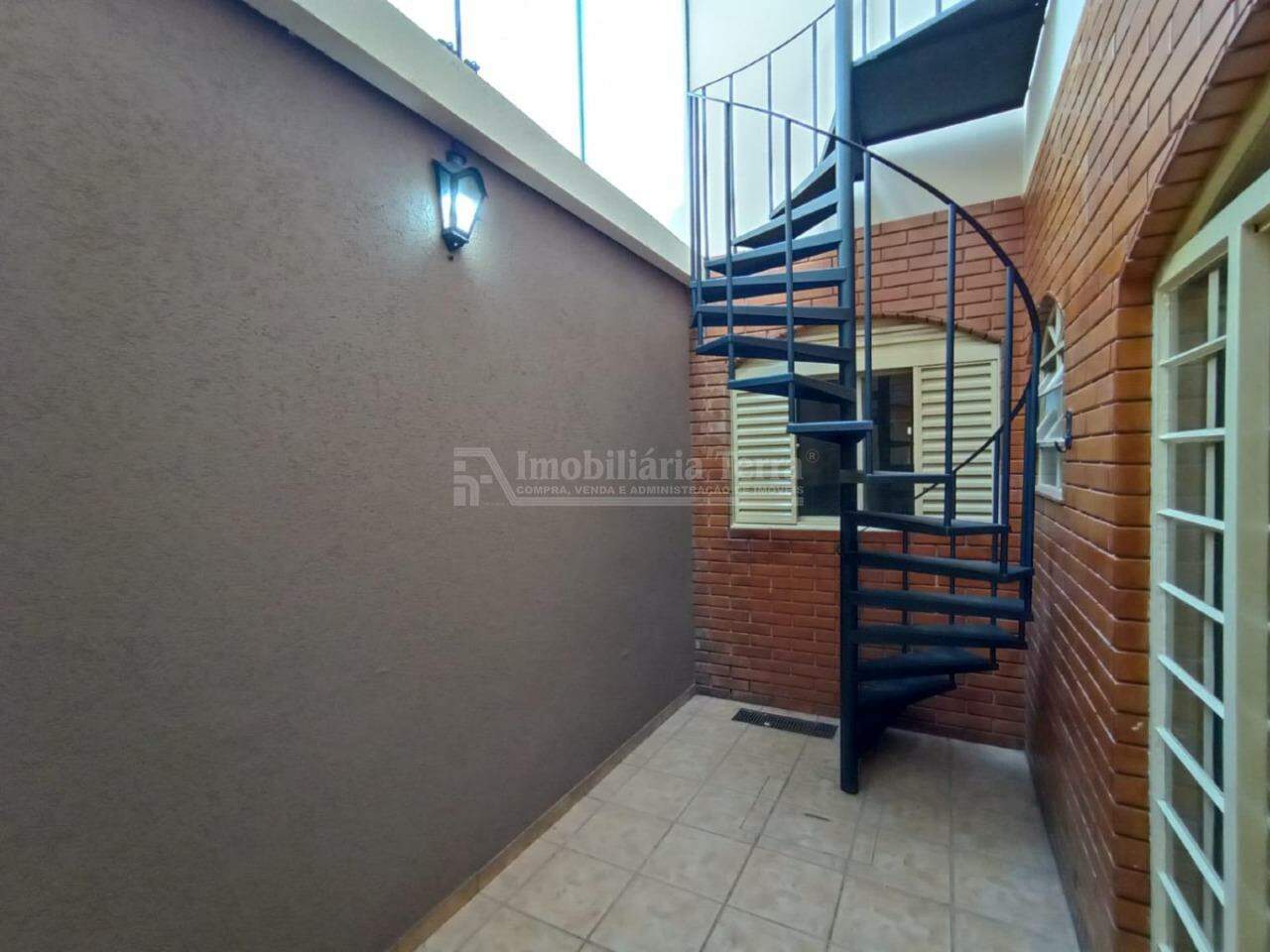 Casa com 4 quartos no BNH III Plano em Dourados/MS — foto 25