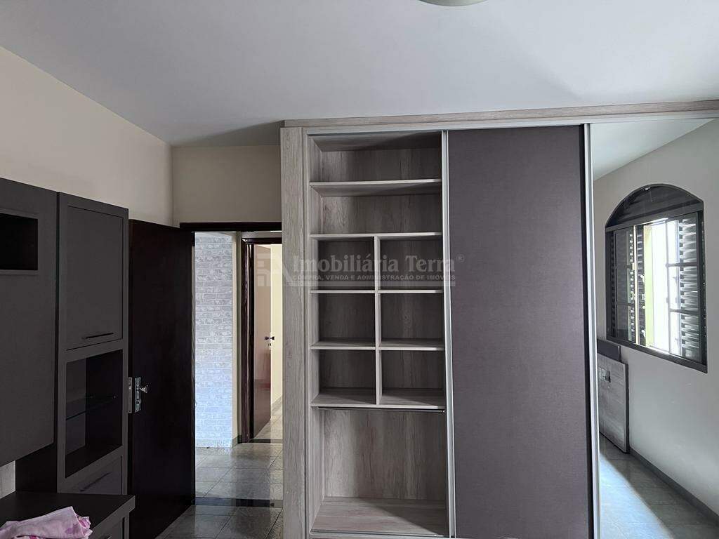 Casa com 4 quartos sendo 1 suíte no Vila Planalto em Dourados/MS — foto 12