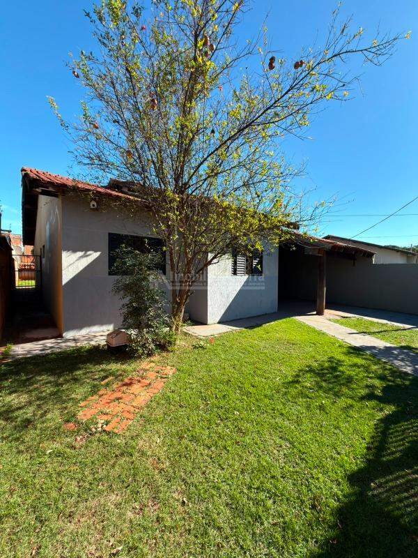Casa com 3 quartos sendo 1 suíte no Parque Alvorada em Dourados/MS