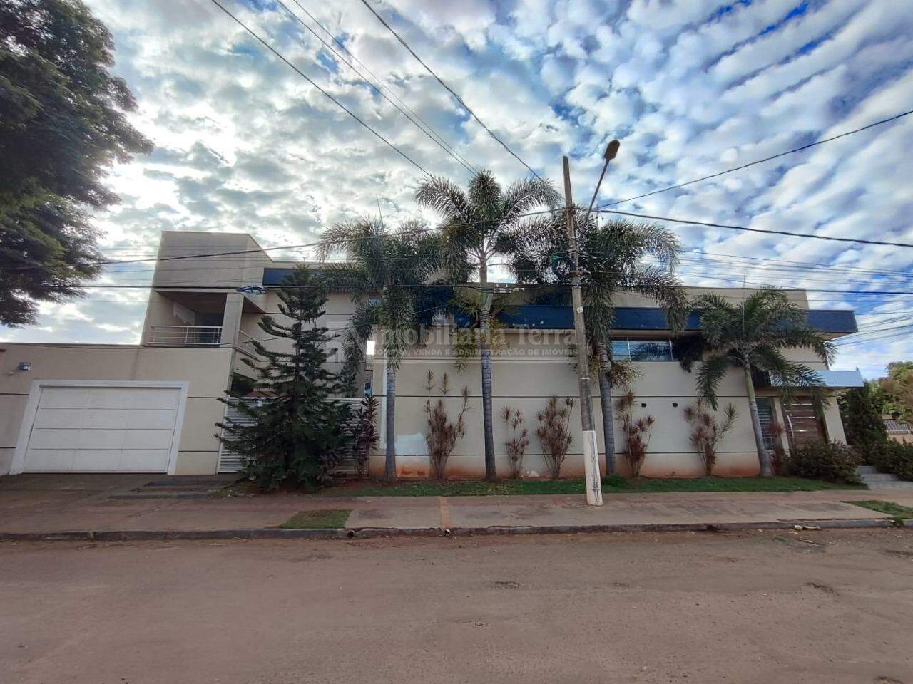 Casa com 5 quartos sendo 2 suítes no Bnh IV Plano em Dourados/MS — foto 16