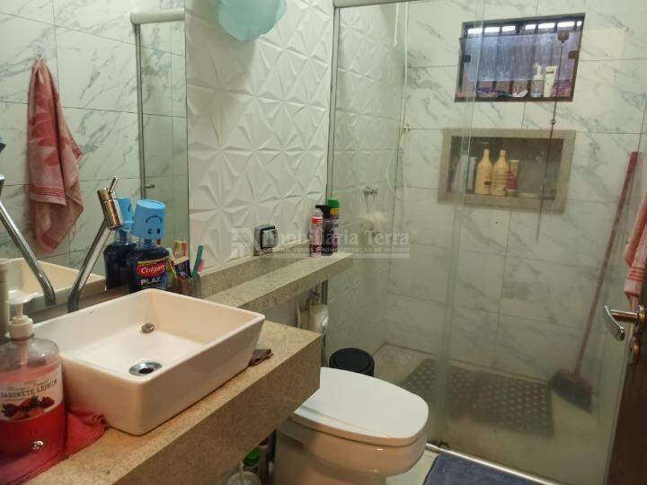 Casa com 3 quartos sendo 1 suíte no Monte Carlo em Dourados/MS — foto 13