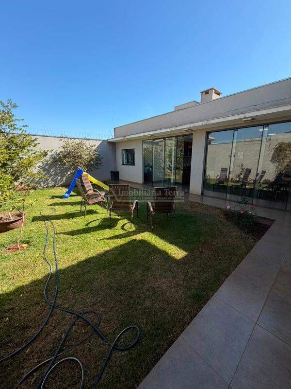 Casa com 3 quartos sendo 1 suíte no Santa Fé em Dourados/MS — foto 20