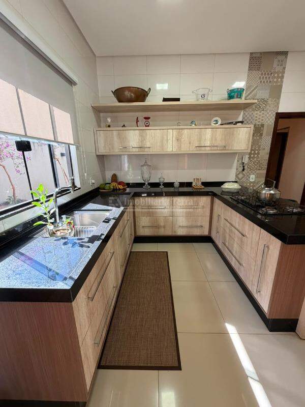 Casa com 3 quartos sendo 1 suíte no Santa Fé em Dourados/MS — foto 8