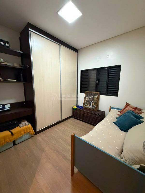 Casa com 3 quartos sendo 1 suíte no Santa Fé em Dourados/MS — foto 14