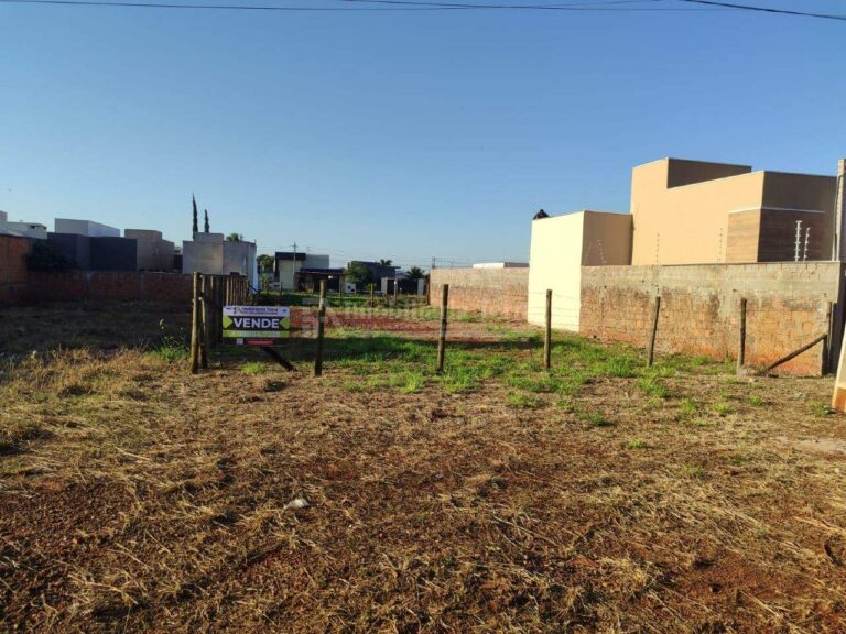 Terreno/Lote no Monte Carlo em Dourados/MS