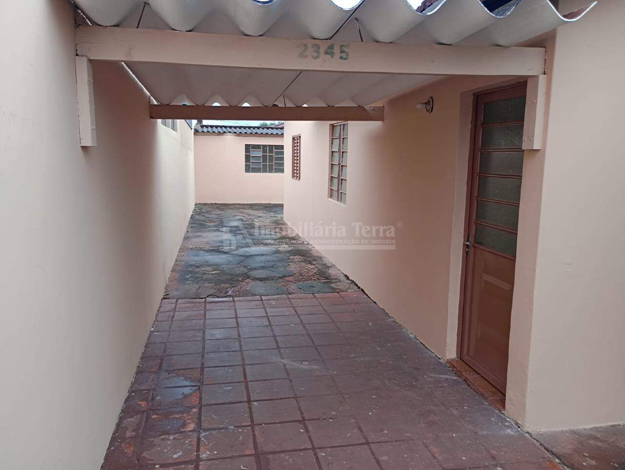 Casa com 2 quartos no Conjunto Habitacional Izidro Pedroso em Dourados/MS — foto 2