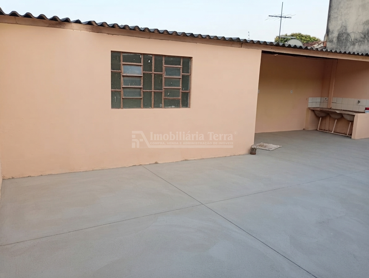 Casa com 2 quartos no Conjunto Habitacional Izidro Pedroso em Dourados/MS — foto 9