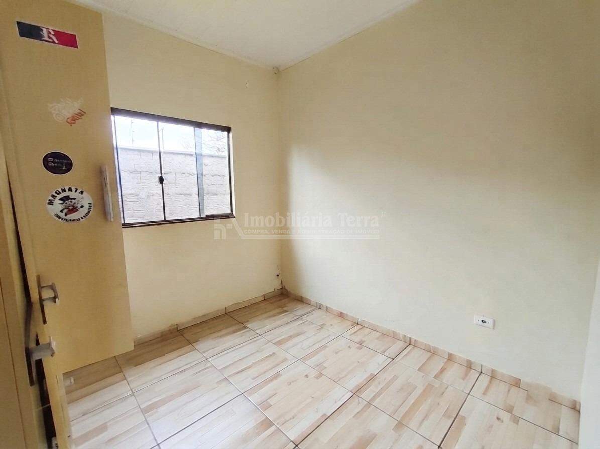 Casa com 3 quartos no Conjunto Habitacional Izidro Pedroso em Dourados/MS — foto 6