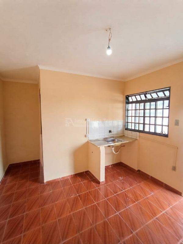 Kitnet com 1 quartos no Jardim Universitário em Dourados/MS — foto 3