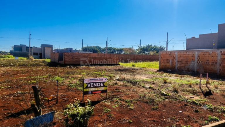 Terreno/Lote no Vival dos Ipês em Dourados/MS