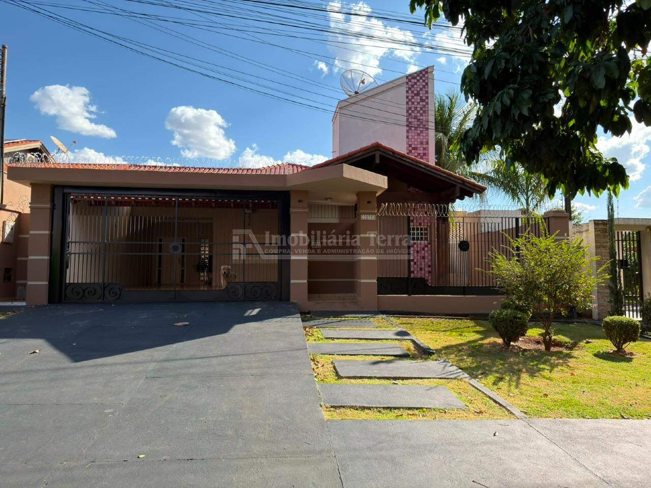 Casa com 3 quartos sendo 1 suíte no Vila Progresso em Dourados/MS — foto 1