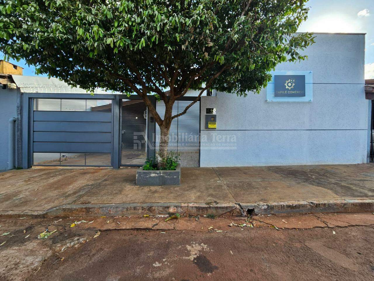 Casa com 3 quartos sendo 1 suíte no Canaã III em Dourados/MS — foto 1