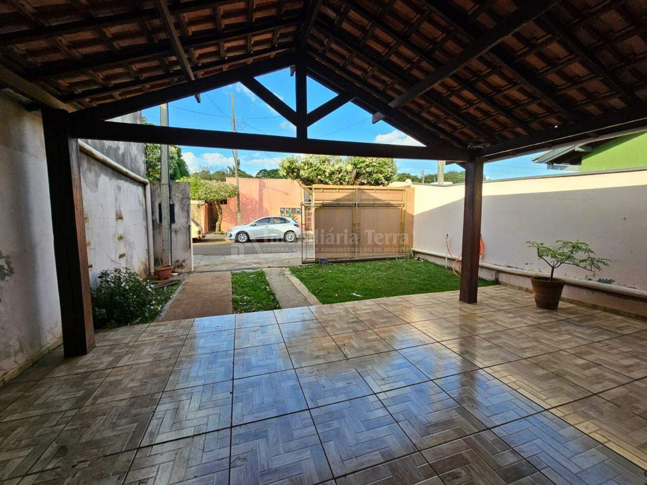 Casa com 2 quartos no Conjunto Habitacional Terra Roxa em Dourados/MS — foto 2