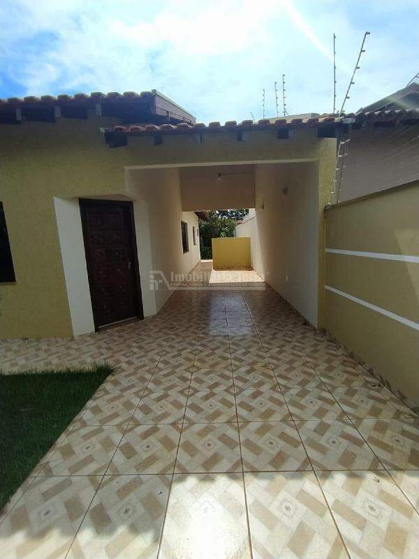 Casa com 3 quartos sendo 2 suítes no Parque Alvorada em Dourados/MS — foto 2