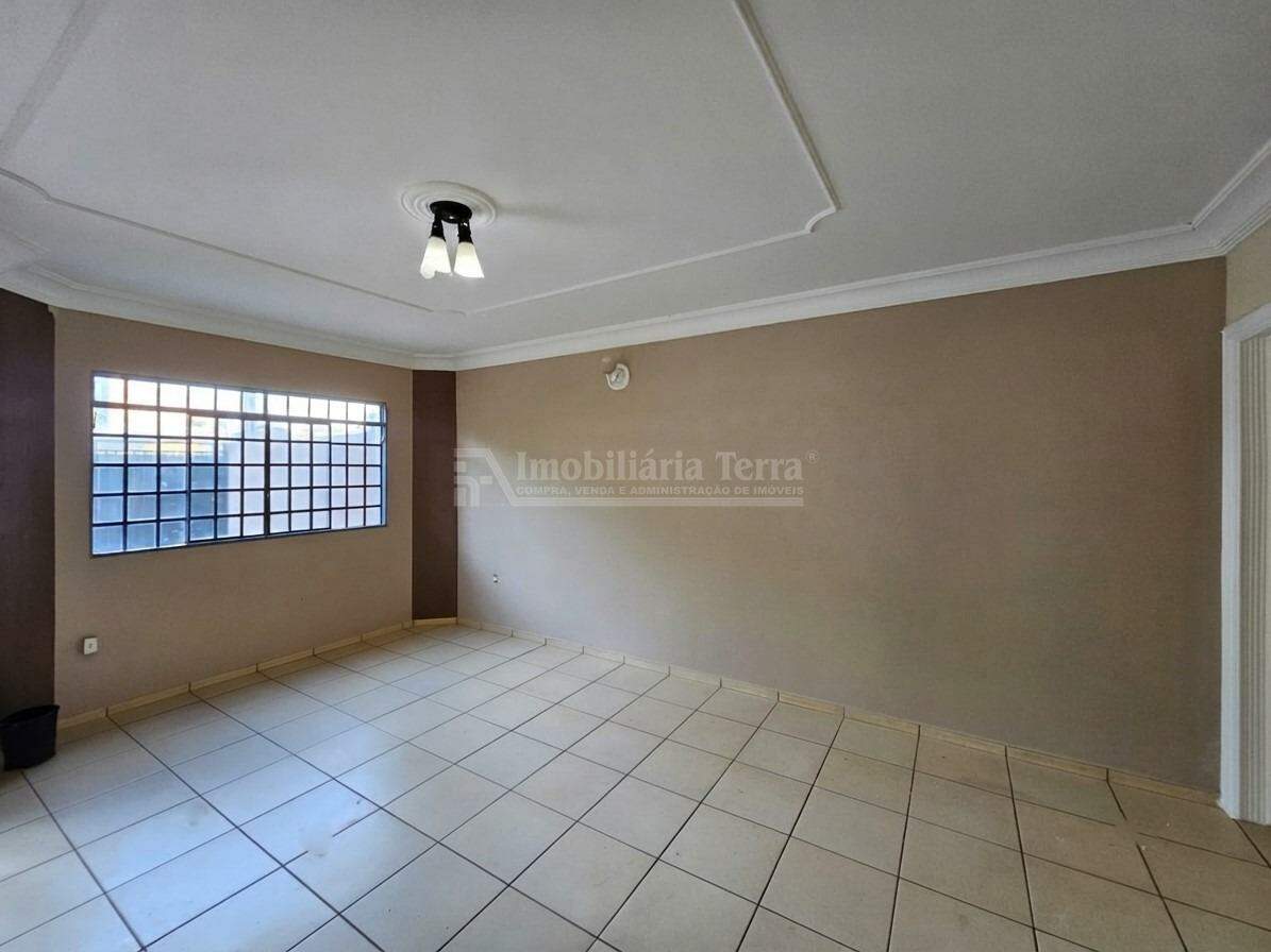 Casa com 3 quartos sendo 1 suíte no Jardim Paulista em Dourados/MS — foto 3