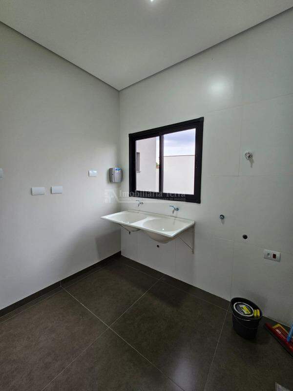 Casa com 3 quartos sendo 1 suíte no Jardim Oliveira II em Dourados/MS — foto 14