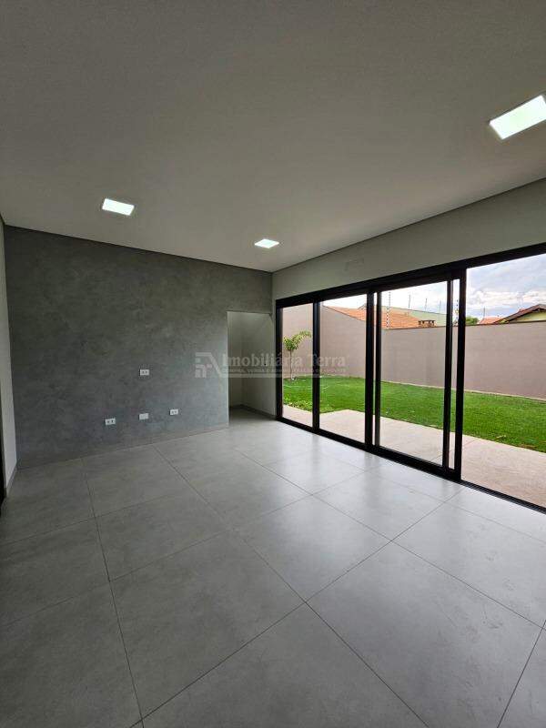 Casa com 3 quartos sendo 1 suíte no Jardim Oliveira II em Dourados/MS — foto 16