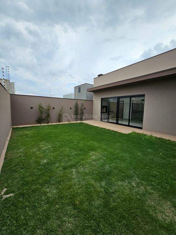 Casa com 3 quartos sendo 1 suíte no Jardim Oliveira II em Dourados/MS — foto 17