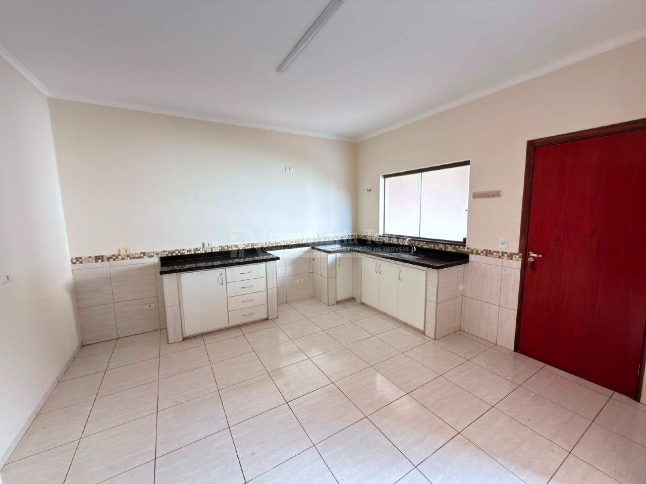 Casa com 3 quartos sendo 1 suíte no BNH III Plano em Dourados/MS — foto 3