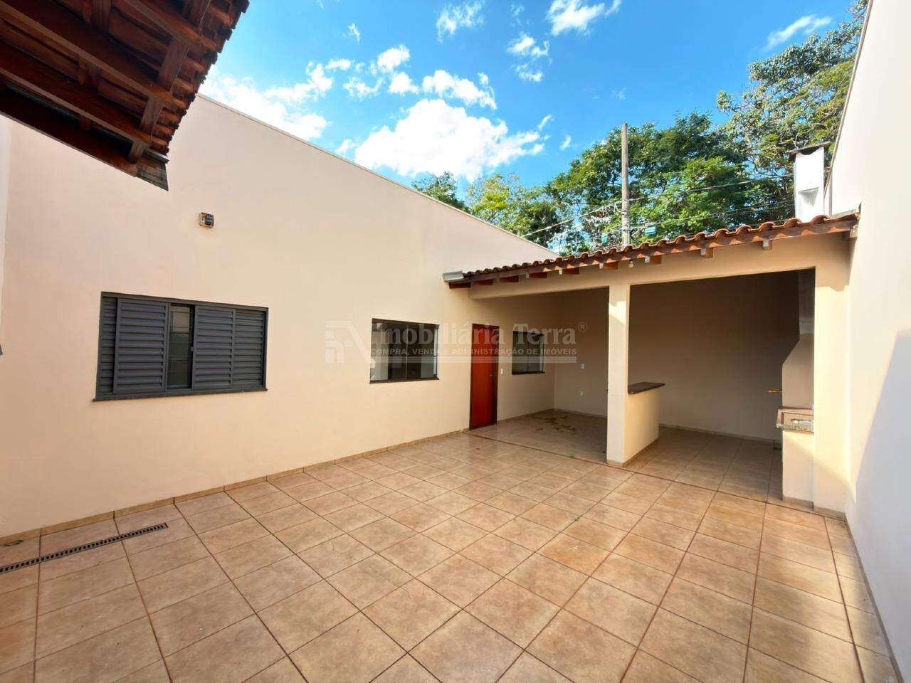 Casa com 3 quartos sendo 1 suíte no BNH III Plano em Dourados/MS — foto 14