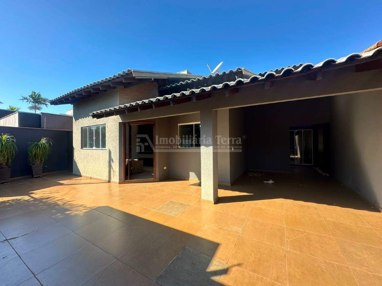 Casa com 3 quartos sendo 1 suíte no Jardim Mônaco em Dourados/MS — foto 2