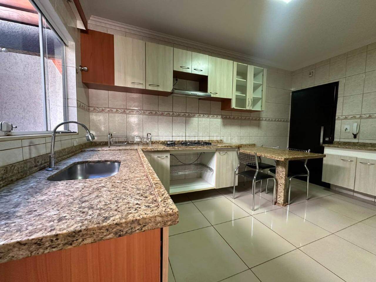 Casa com 3 quartos sendo 1 suíte no Jardim Mônaco em Dourados/MS — foto 4