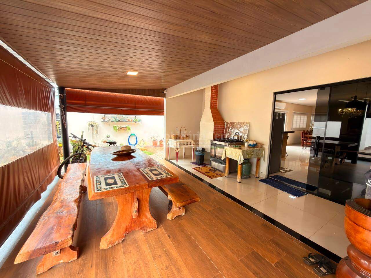 Casa com 3 quartos sendo 1 suíte no Centro em Itaporã/MS — foto 18