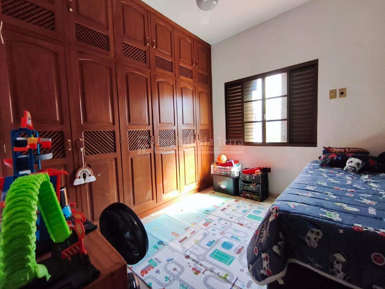 Casa com 3 quartos sendo 1 suíte no Vila Santana em Dourados/MS — foto 12
