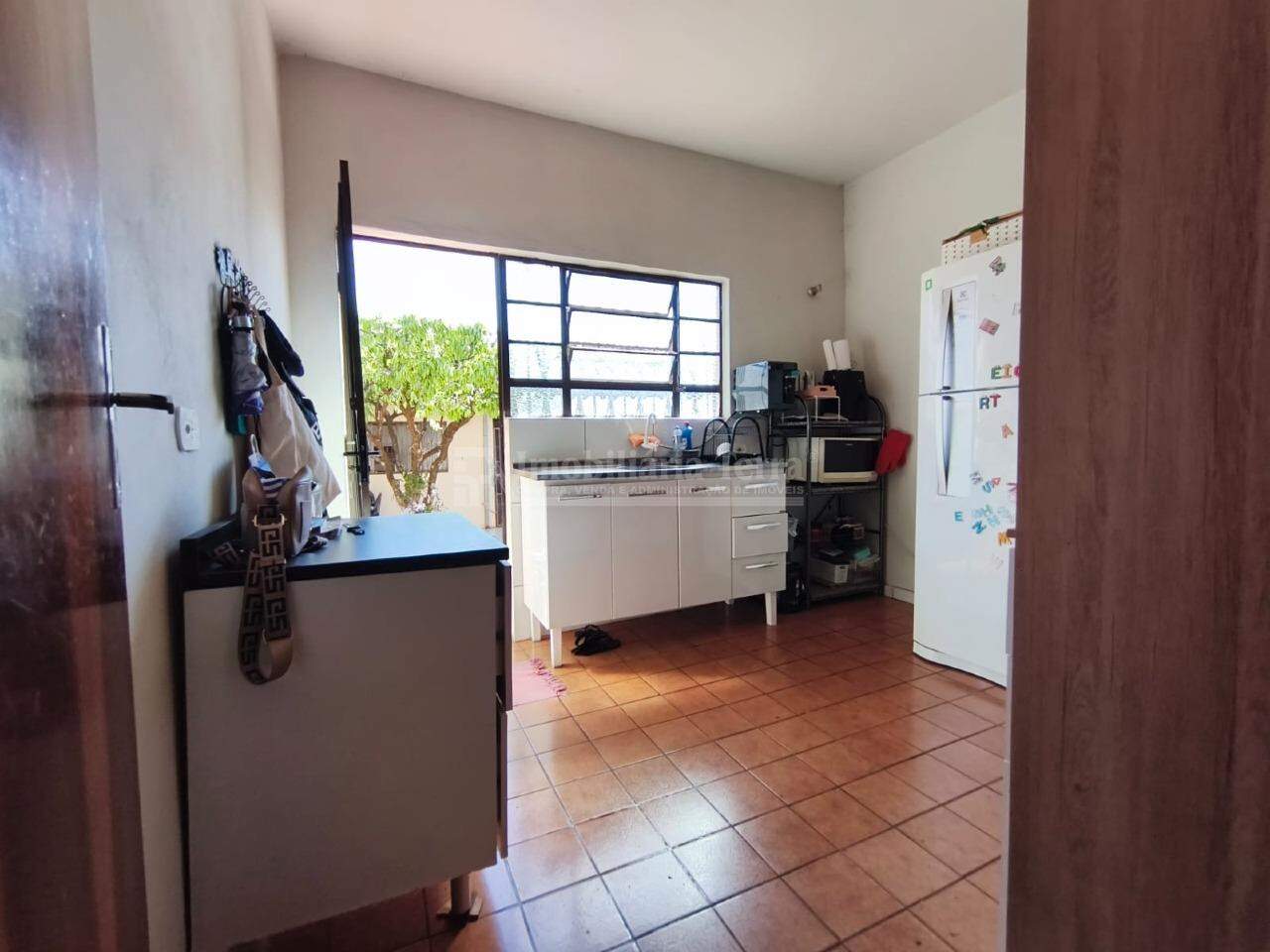 Casa com 3 quartos sendo 1 suíte no Vila Santana em Dourados/MS — foto 4